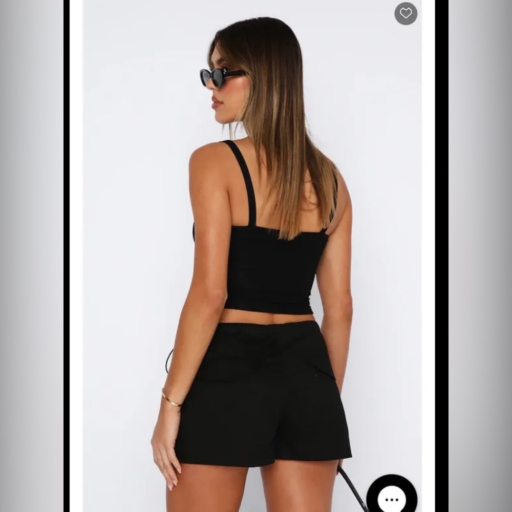 Princess Polly Skip The Line Adjustable Black Cargo Shorts - Picture 2 of 3